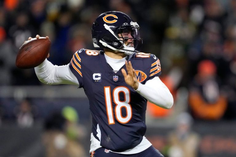 Bears snap 15 year postseason drought, eliminate Packers in wild-card